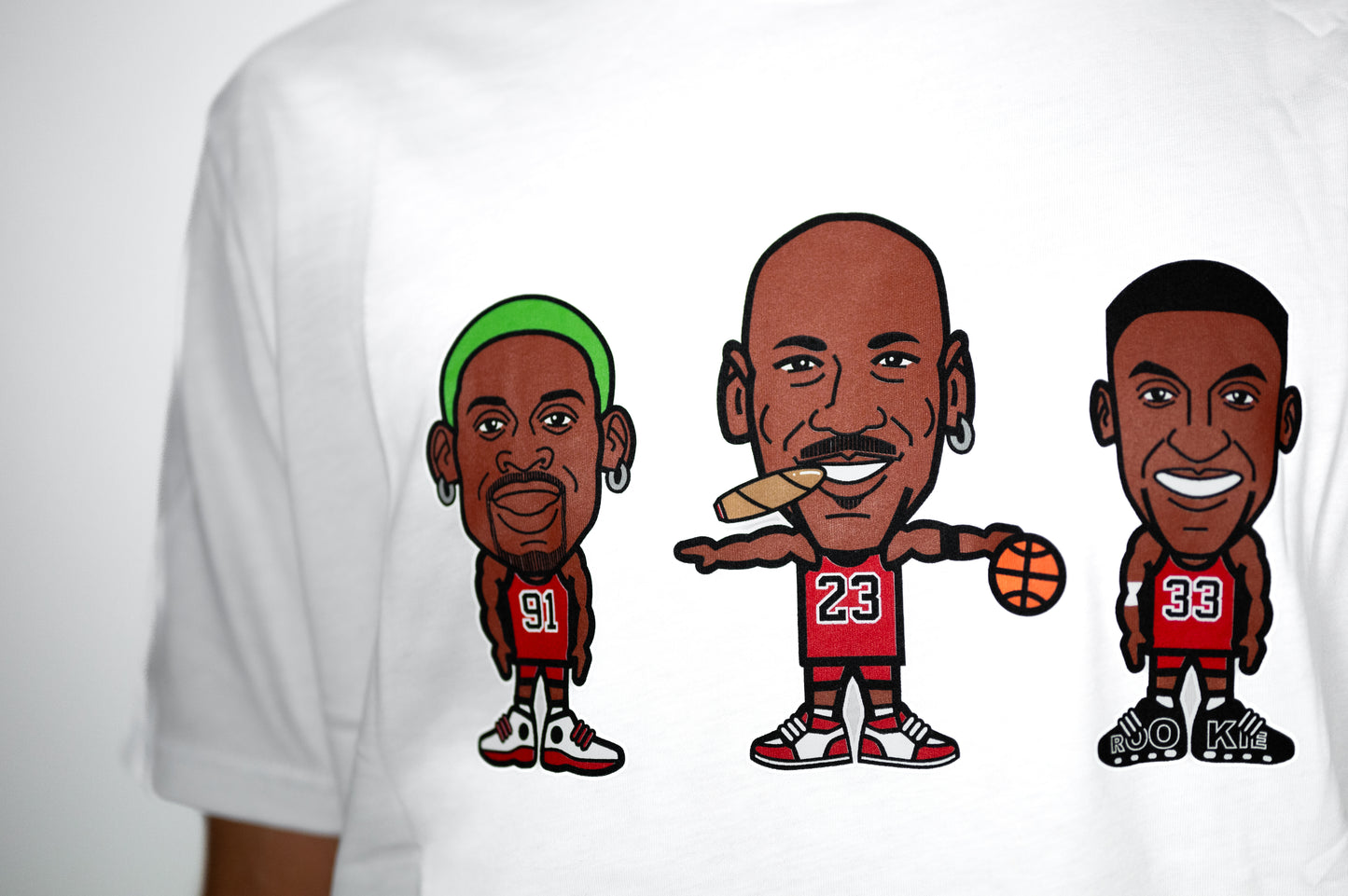 THREE BULLS TEE