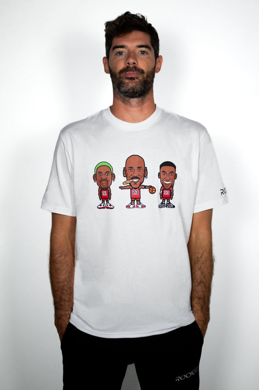 THREE BULLS TEE